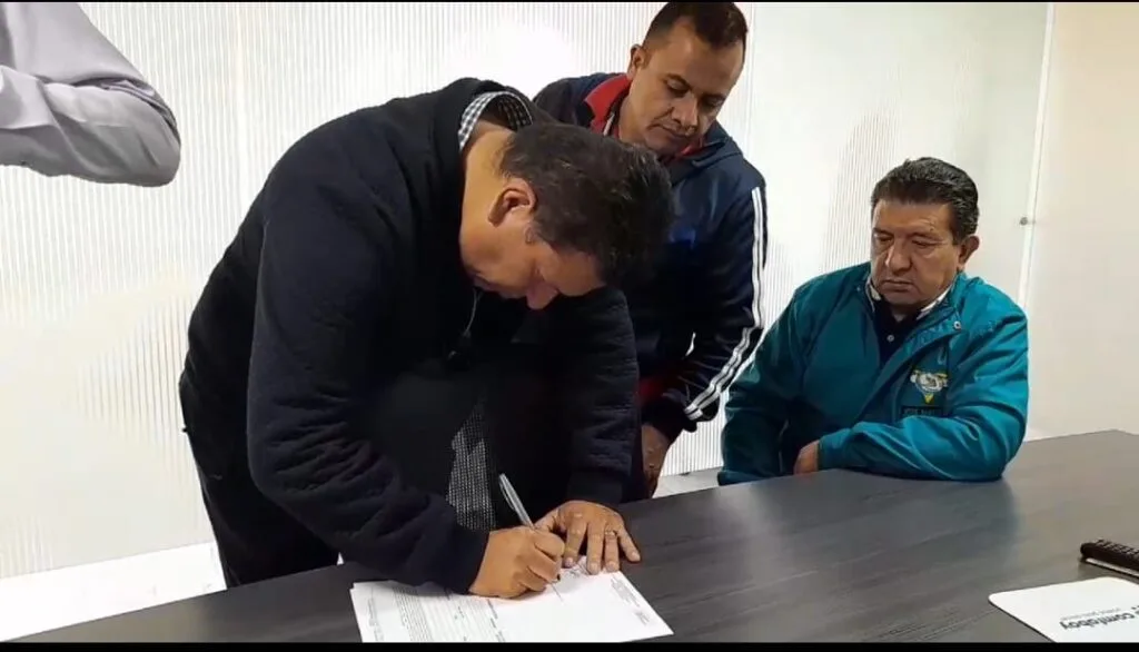 Estos son los compromisos entre Alcaldía de Tunja y taxistas para combatir el transporte informal en la ciudad 