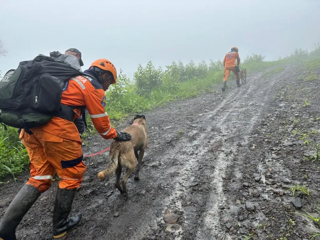 4 personas permanecen desaparecidas tras la remoción en masa ocurrida en la vereda de Chaguazá de Labranzagrande