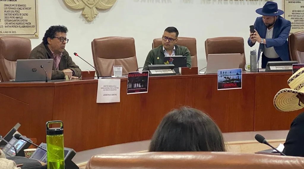 No convenció el director de la UNGRD en debate de control político
