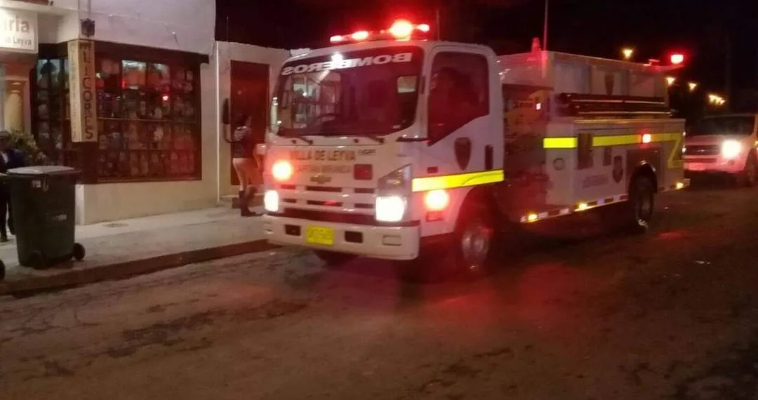 Tragedia en Villa de Leyva, mujer muere a bordo de un vehículo que fue arrastrado por la corriente de una quebrada