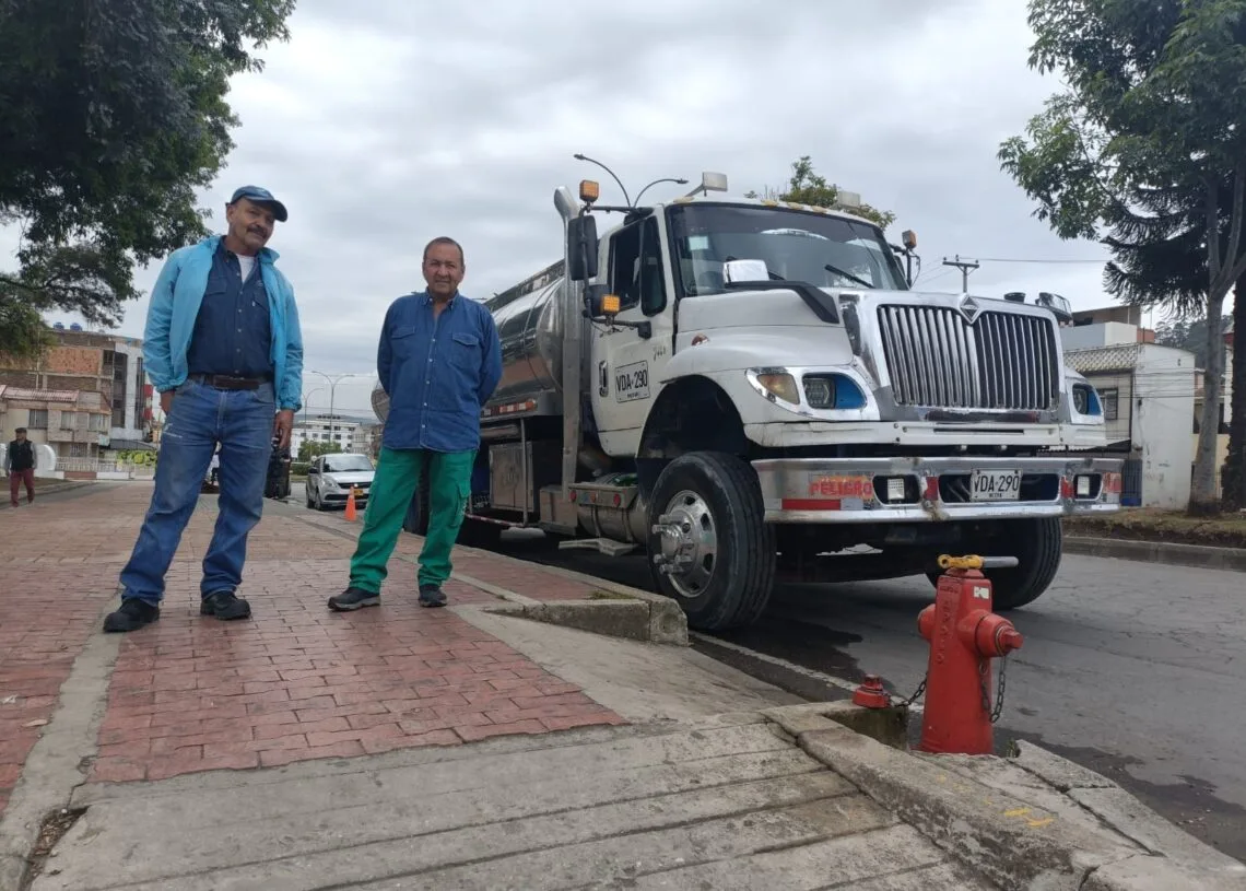 Duitama entre los 30 municipios que reciben carrotanques para enfrentar crisis de agua potable