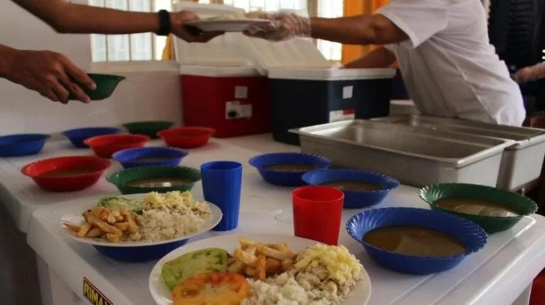 Denuncian hurto de alimentos del PAE en colegio de Duitama
