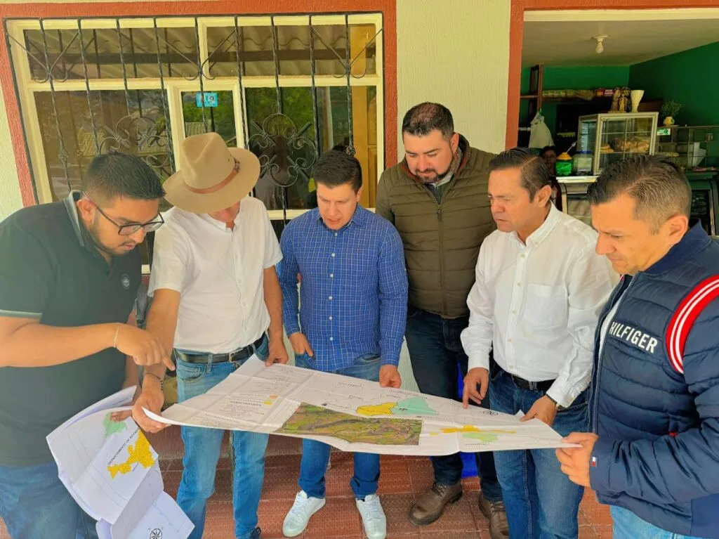 Trabajo en equipo permitirá pavimentar varios kilómetros de la vía Ventaquemada - Turmequé - Tibaná 