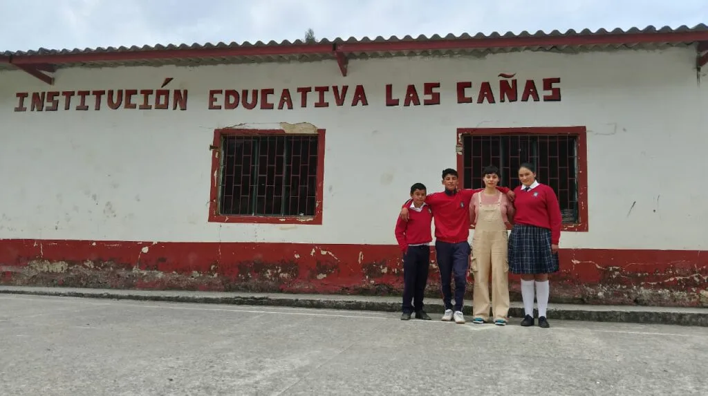 Estudiantes de Chiscas que viajarán a Japón piden apoyo para solicitar el pasaporte 