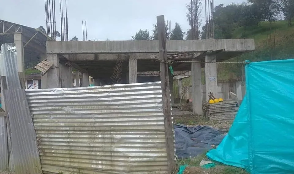 Se reinician obras del Colegio Divino Niño de Úmbita Boyacá, proyecto del polémico FFIE