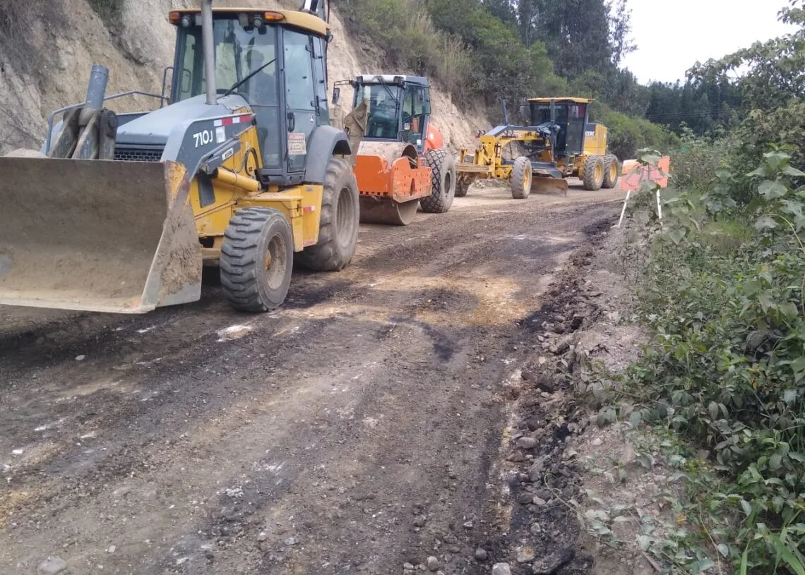 Se reanudaron obras del Contrato Plan Bicentenario en Boyacá