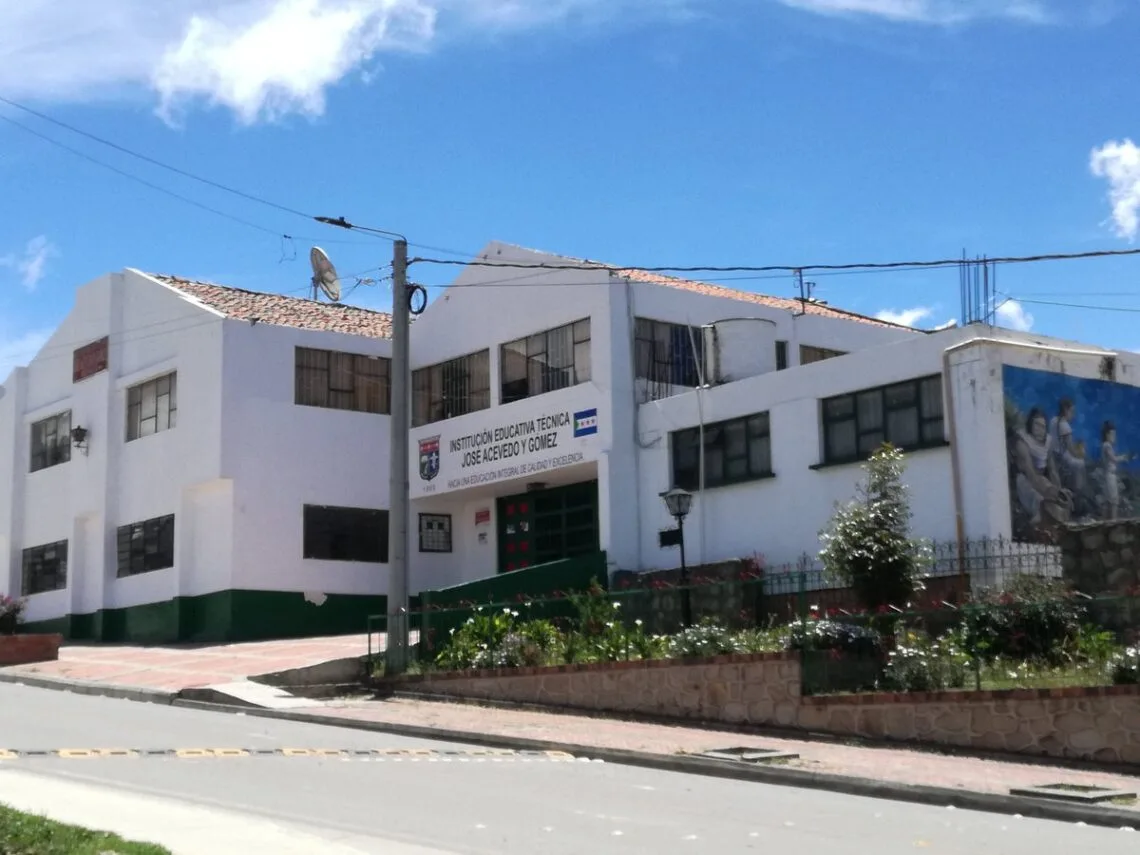 Por falta de un docente, estudiantes de 3ro de Monguí no han podido iniciar calendario académico.